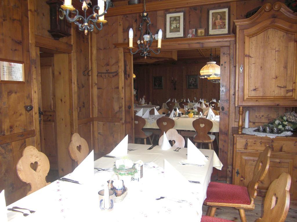 Hotel Restaurant Eifelstube Weibern 외부 사진