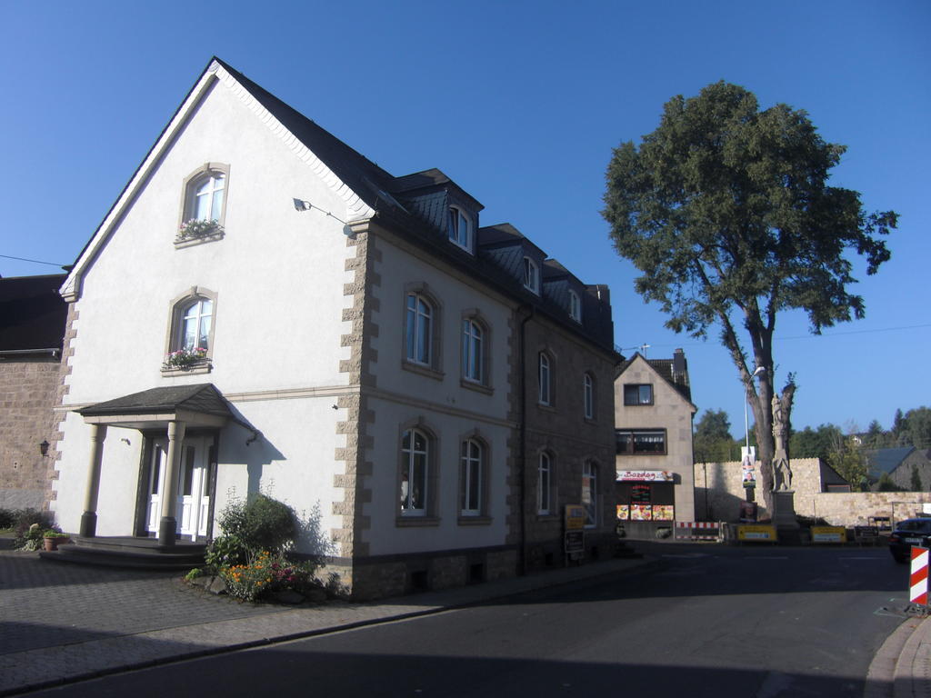 Hotel Restaurant Eifelstube Weibern 외부 사진